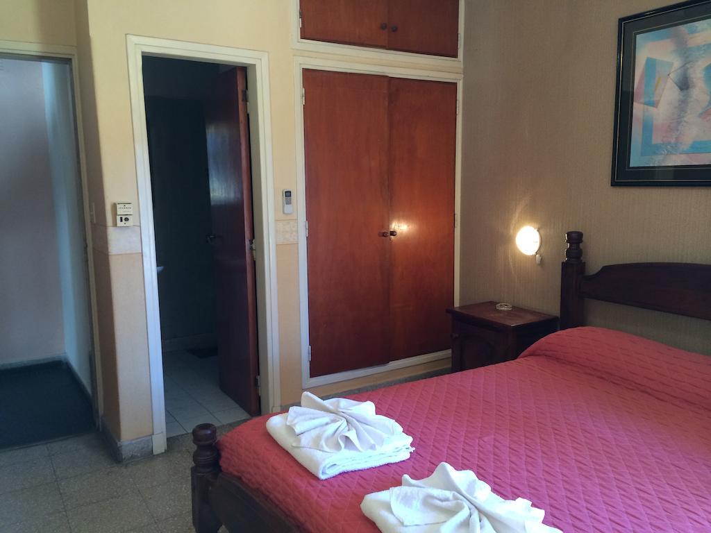 Hotel Cordoba Villa Carlos Paz Dış mekan fotoğraf
