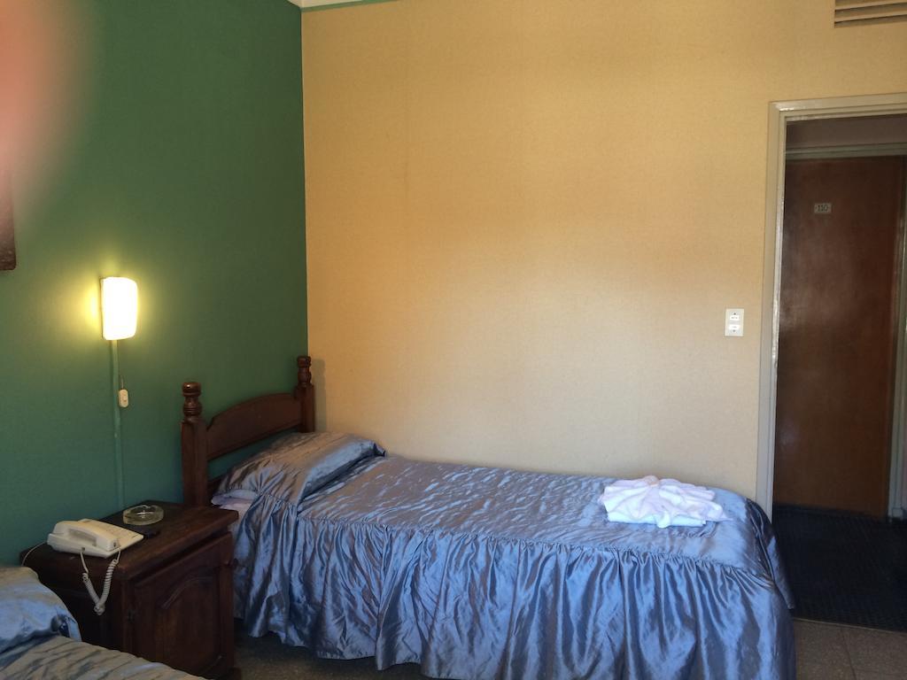 Hotel Cordoba Villa Carlos Paz Dış mekan fotoğraf