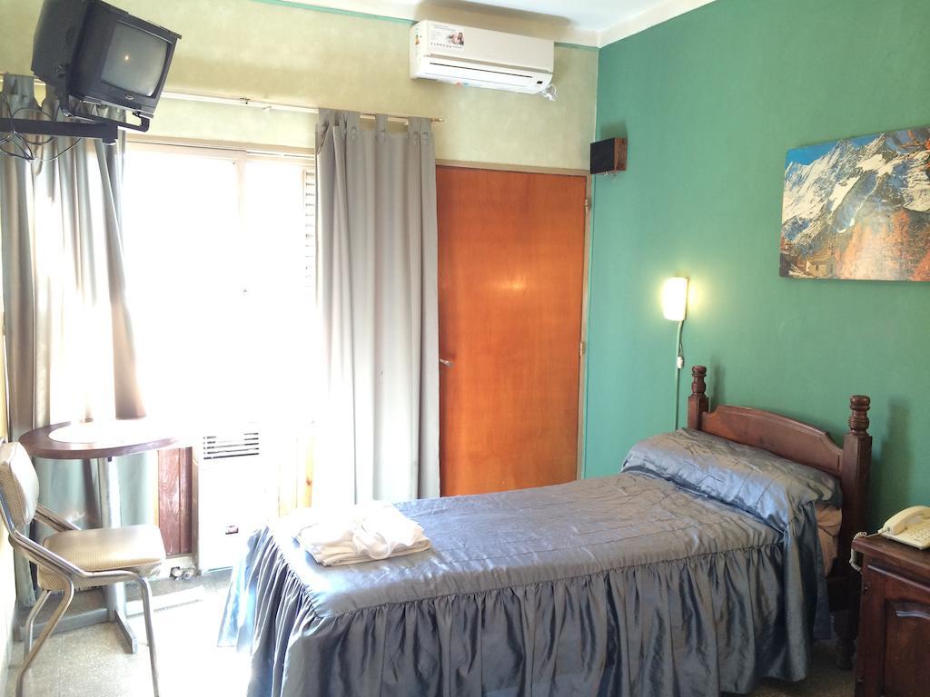 Hotel Cordoba Villa Carlos Paz Oda fotoğraf